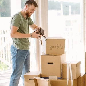 MOVING IN CLEANING SERVICE